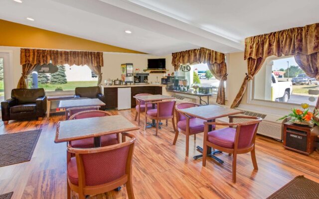 Rodeway Inn & Suites