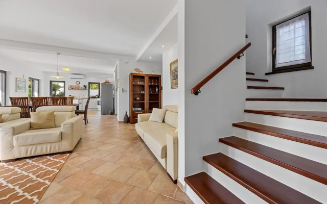 Idyllic Istrian Escape With Pool