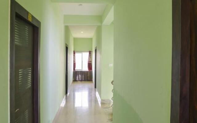 OYO 15679 Hotel Gloria