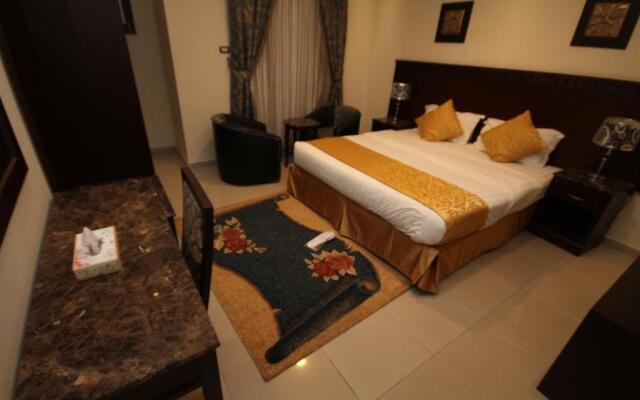 Al Thanaa Alraqi Furnished Apartments