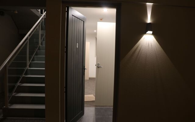 MCM Motel