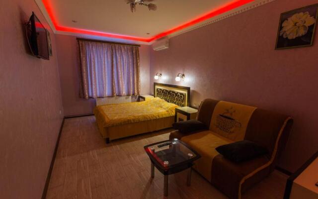 Modern Apartment on Akademika Sakharova 27a