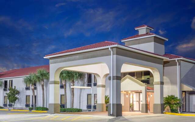 Days Inn by Wyndham Galliano LA