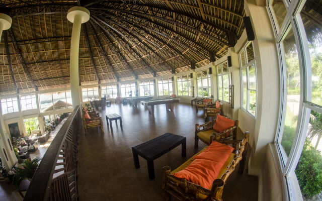 Media Luna Resort & Spa