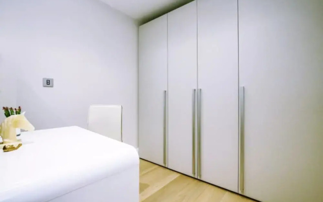 Eson2 - The Saint Stephen's Gardens Mansion II