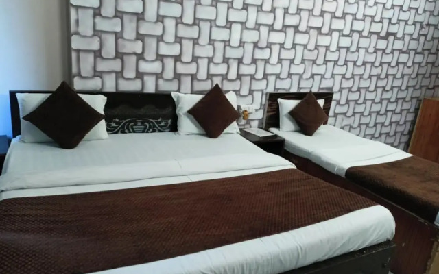 Hotel Nand Palace by OYO Rooms