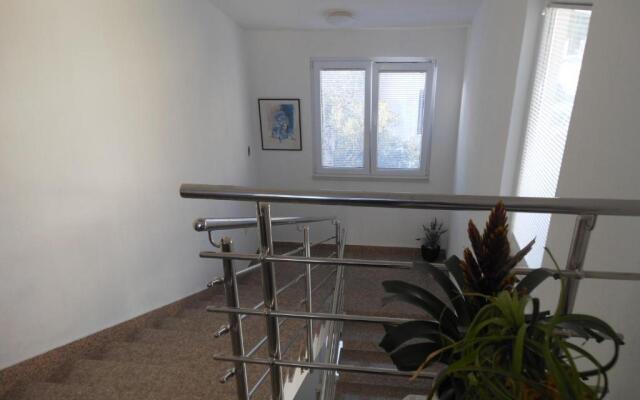 Superior studio BUBA near the beach