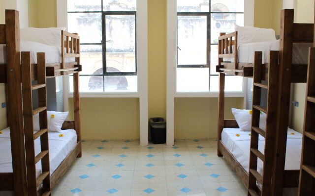 Hostal Catedral - Adults Only - Hostel