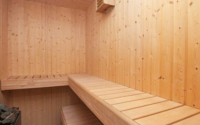 Pristine Holiday Home in Glesborg With Sauna