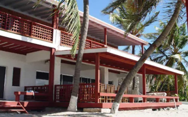 Fort Recovery Beachfront Villa & Suites Hotel