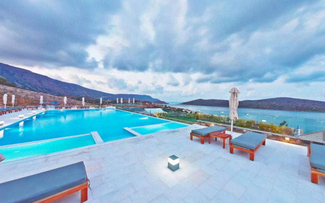 Royal Marmin Bay Boutique & Art Hotel - Adults Only