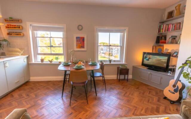 Old Town Trinity Apt No 5 by Adliv Host