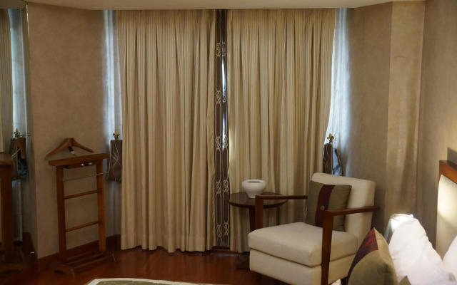 Jaypee Vasant Continental