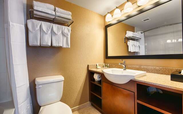 Best Western Plus Suites Downtown