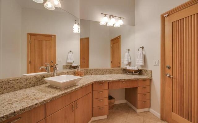 Stunning Private & Modern N. Scottsdale Estate!