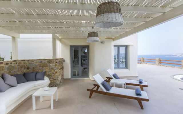 Naxos Rock Villas