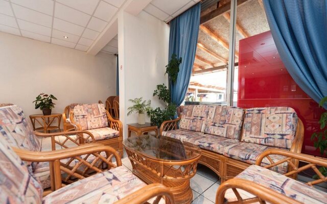 Green Bungalows Hotel Apartments