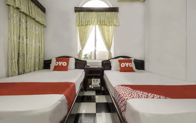 OYO 718 Nu Hoang Hotel
