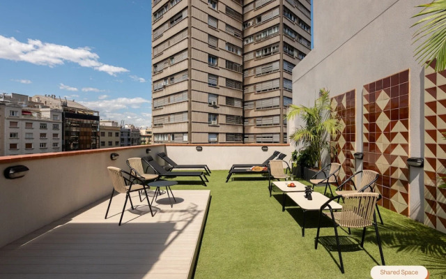 Casanova Apartments By Olala Homes