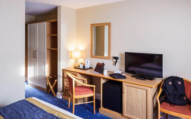 Mercure Newbury West Grange Hotel