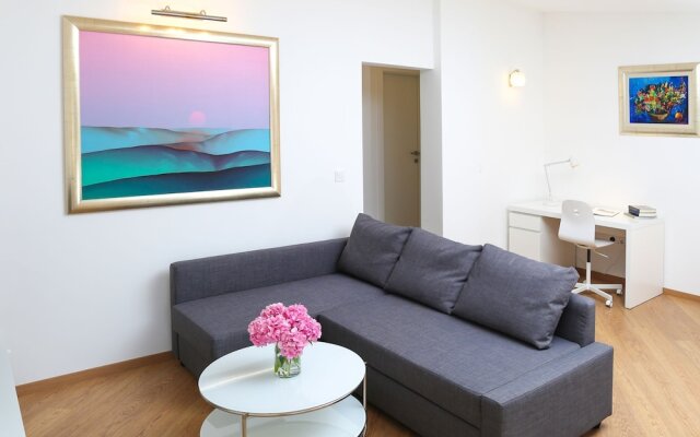 Hedera Estate, Hedera A32