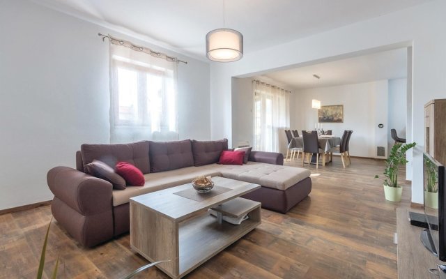 Awesome Home in Pula With Wifi and 4 Bedrooms