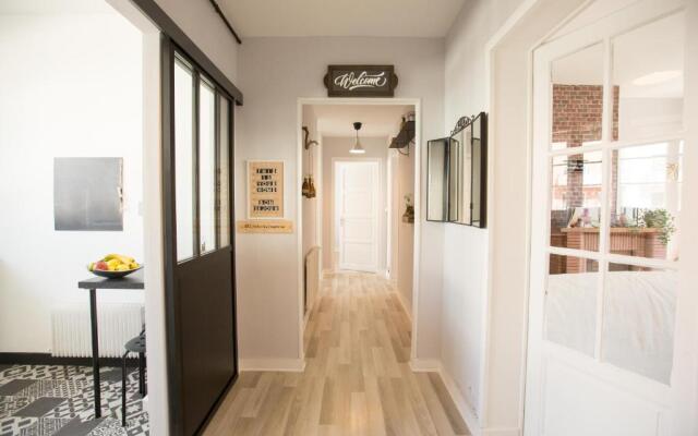 #LIndustrioChampetre Free Parking, Bien Situé, Spacieux, Proche Clinique