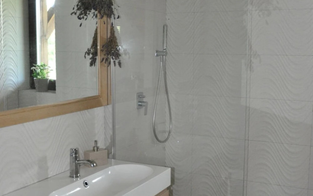 Holiday Home in Przew?oka With Forest