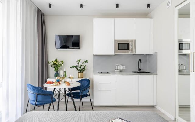 Апартаменты Keytee.Home (Кейти.Хоме) на набережной Октябрьская 34к2