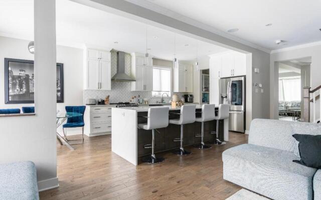 Cheerful and exquisite 1 bedroom