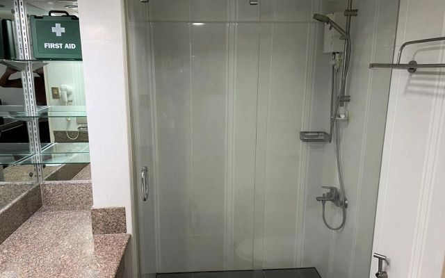 Rosewood Pointe Luxury Residences