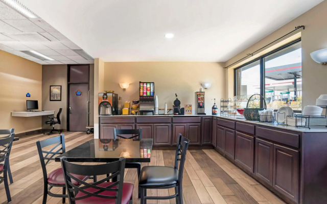 Days Inn by Wyndham Wilkesboro