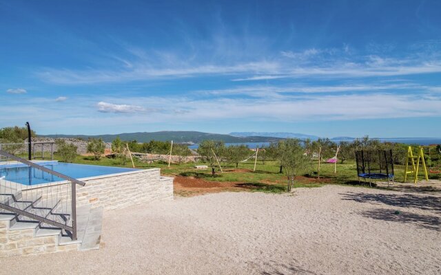 Classy Villa With A Sea View In Krk Island