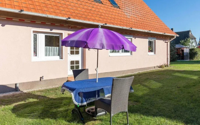 Apartment in Temannsdorf With Garden