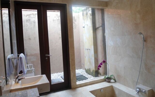 Villa Bluebird Sanur