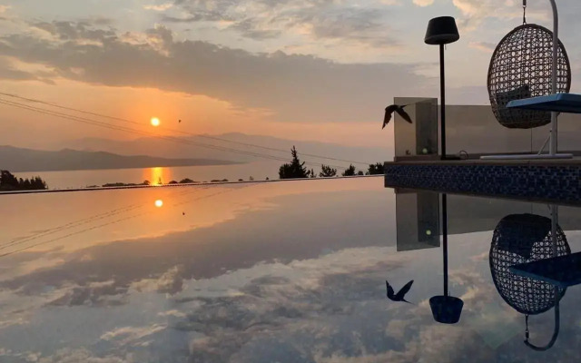 Luxurious Villa Kastro