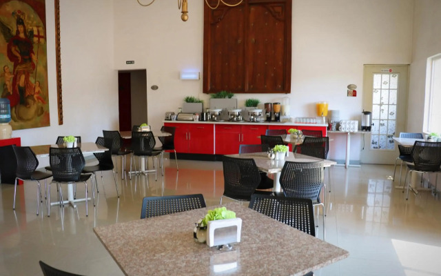 Zar Queretaro Hotel