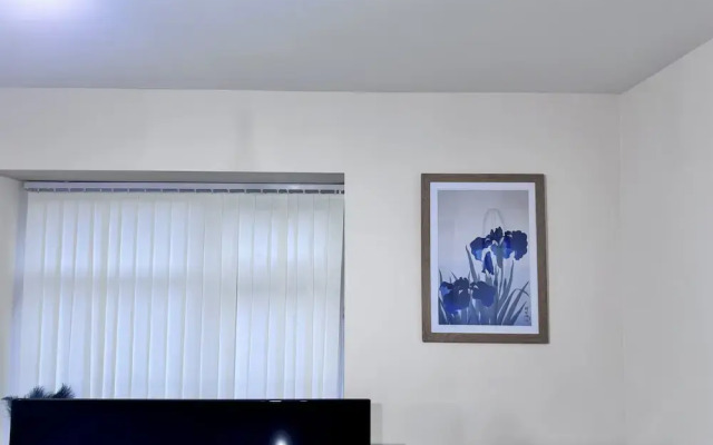 The Rich Living Apartment