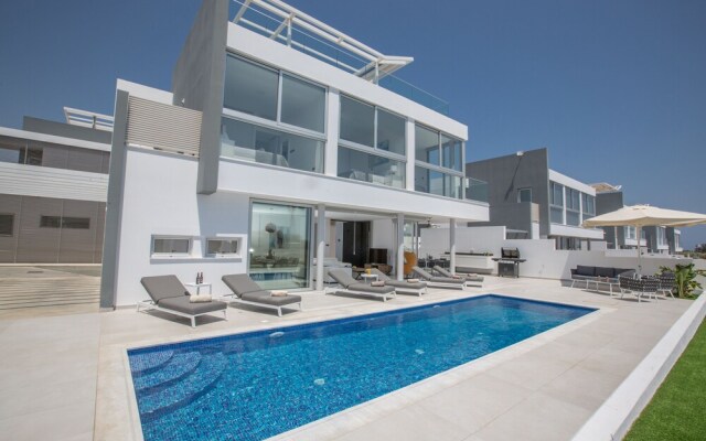 Protaras Holiday Villa Bp13