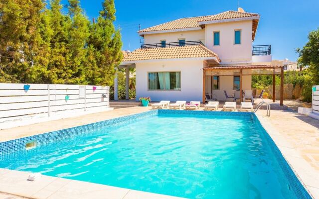 Villa Archimedes in Peyia