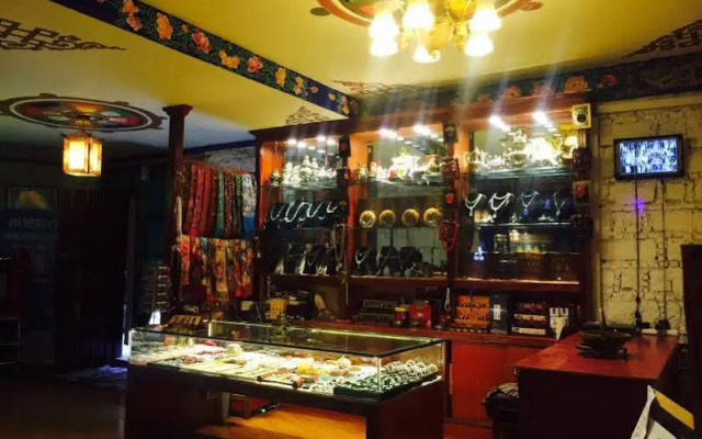 Tashi Choten Hotel - Lhasa