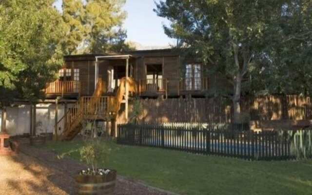 Vindoux Tree House Guest Farm & Spa