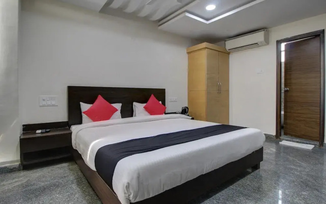 Pbs Grand by OYO Rooms