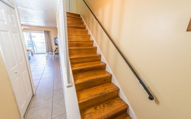 Cocoa Beach Club by Happy Palm Stays