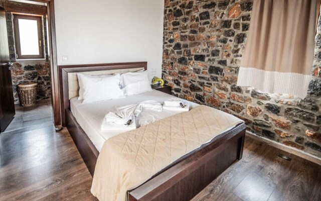 Amazing Home in Milatos with Hot Tub, Sauna & WiFi