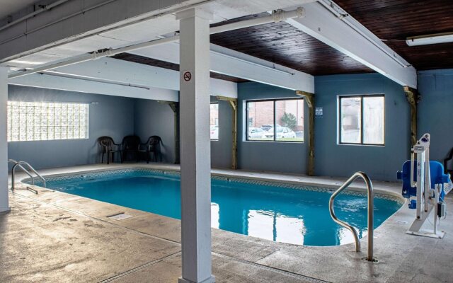 Red Roof Inn & Suites Middletown - Franklin