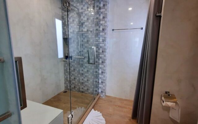 Ama's House Luxury Boutique Hotel