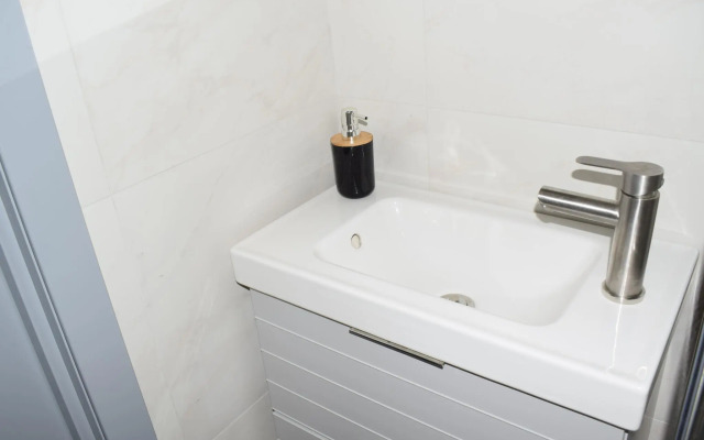 Апартаменты "Синий бриз" на улице Строительная