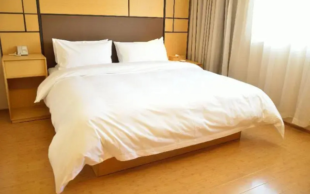 Ji Hotel (Wuhan Zhuankou Development Zone)
