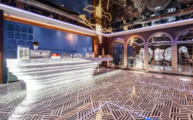 MEHOOD LESTIE Hotel (Dalian Station Zhongshan Square)